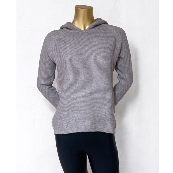 MK Metric Knits Womens Grey Long Sleeve Stretch Hooded Sweater Size M - Picture 1 of 6
